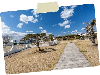 Vue générale du village vacances dans l’Aude Rives des Corbières